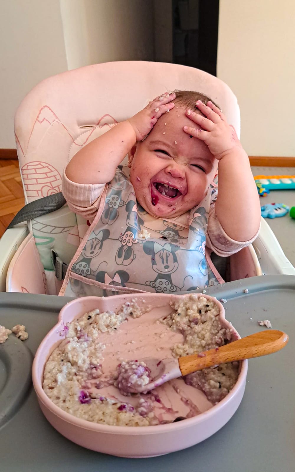 Crema de avena cocina y arándanos